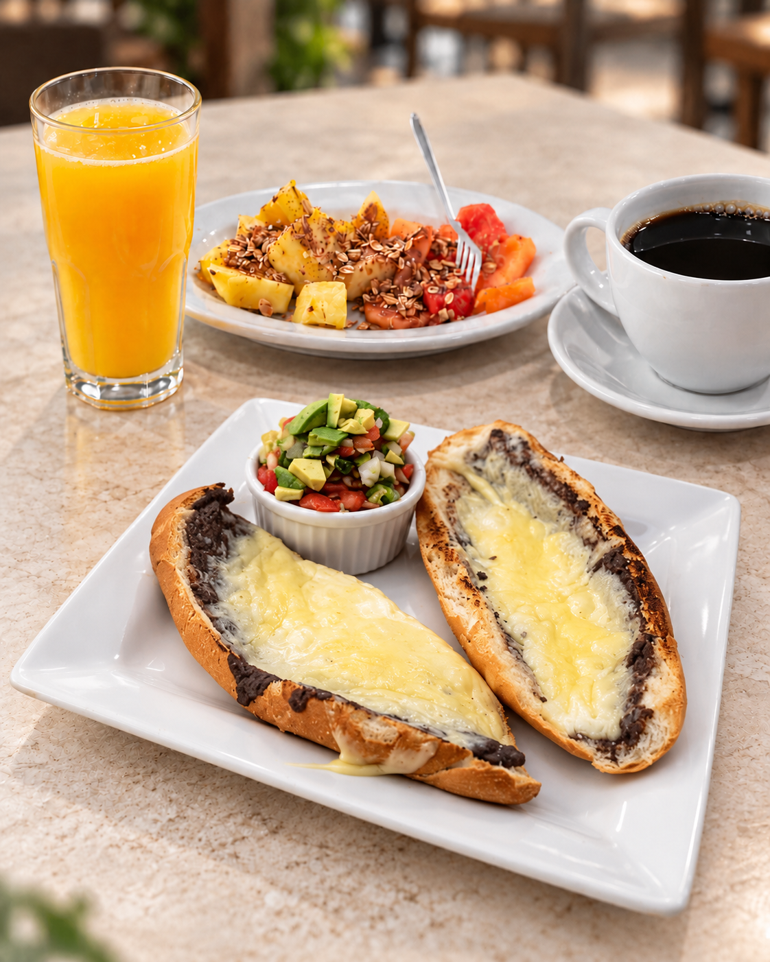 Molletes del desayuno Primavera de La Cazuela de Consuelo