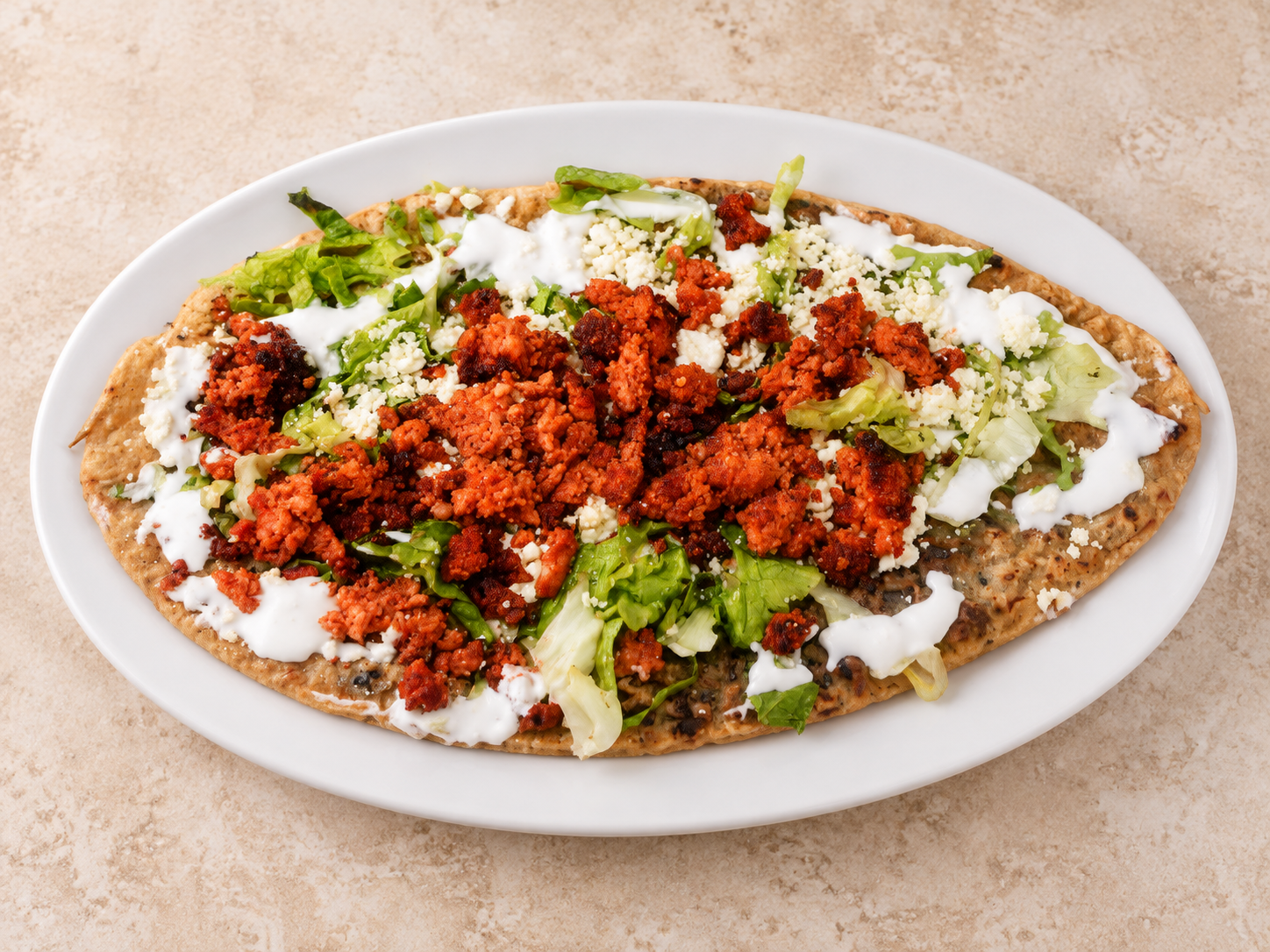 Huarache de longaniza de La Cazuela de Consuelo
